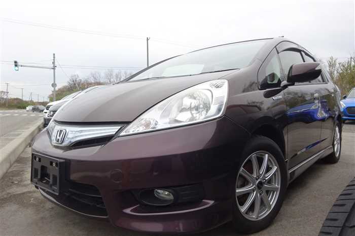 Used Honda Fit shuttle 2013 (68,800 km) - TCV (formerly Trade Car